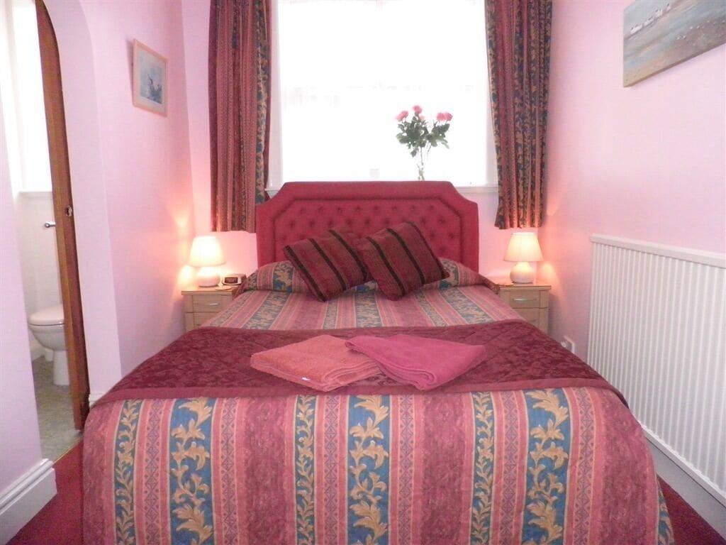 Midway Guest house